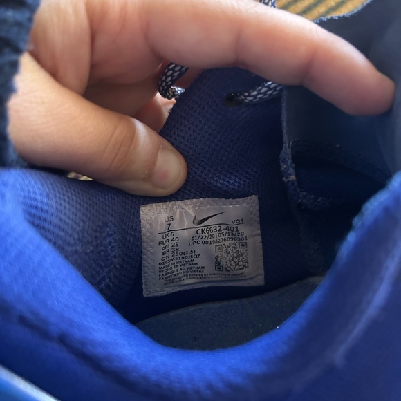 Royal Blue Mamba Fury’s - Picture 4 of 4